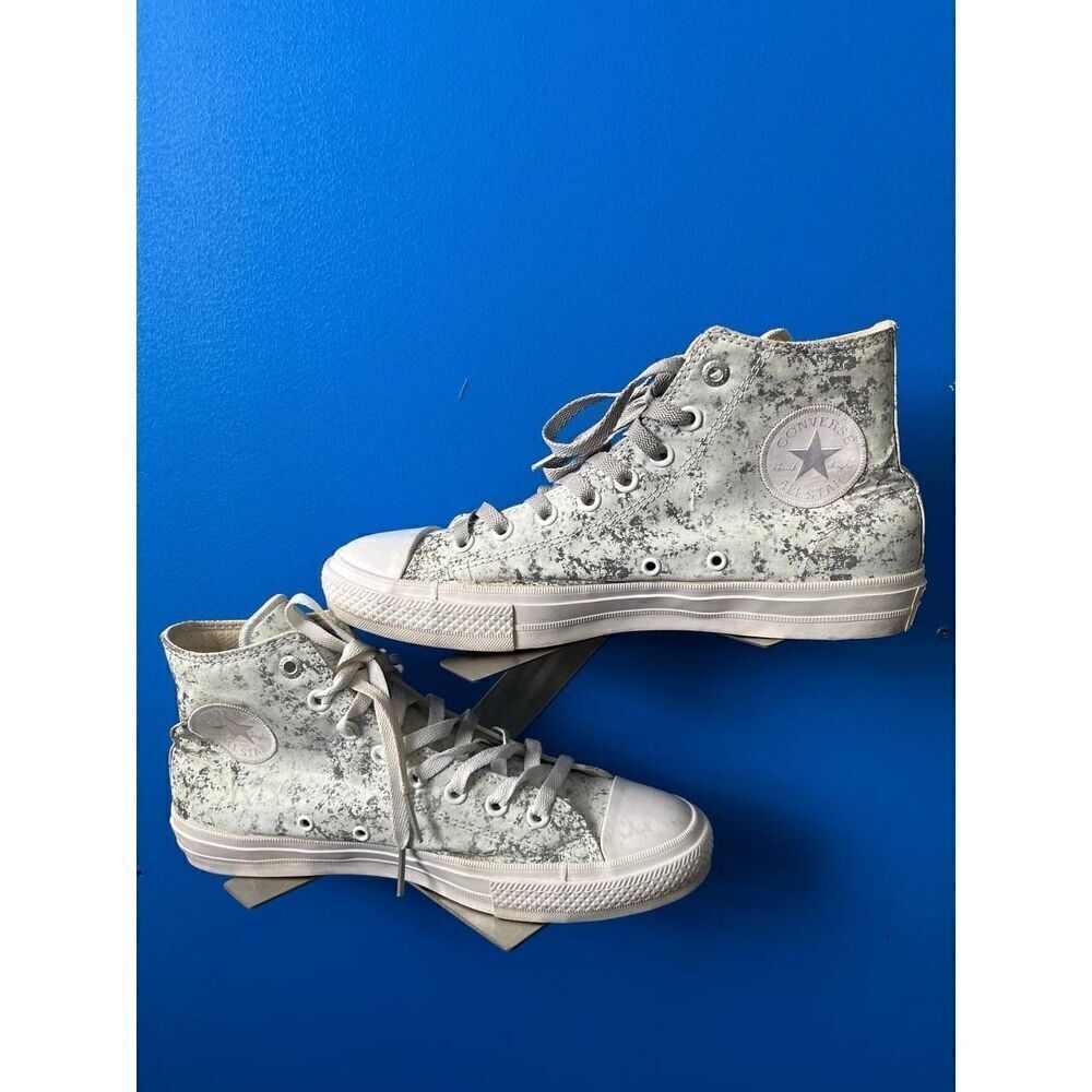 Converse CTAS unisex Size M 9 W 11 silver white hi-top sneaker shoe 154889c